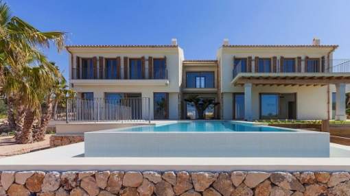 Son Gual Villa
Son Gual Villa